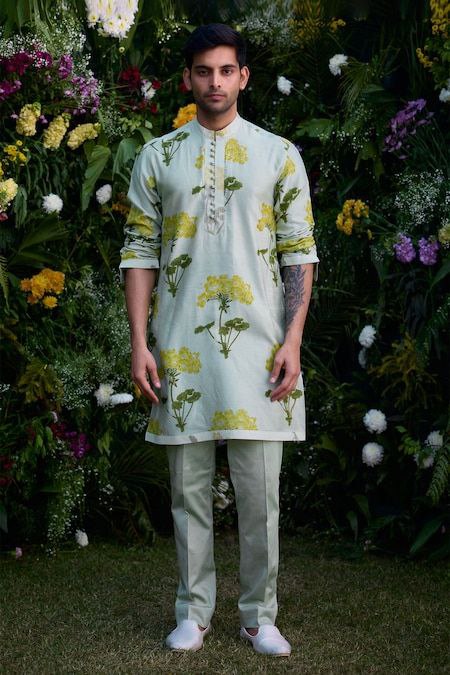 TRENDY  MIST GREEN FLORAL BLOCK PRINTED KURTA PAJAMA SET FOR MENS