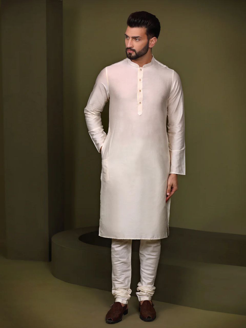 TRENDY WHITE KURTA JACKIET PRINTED BOTANICAL BUNDI KURTA SET