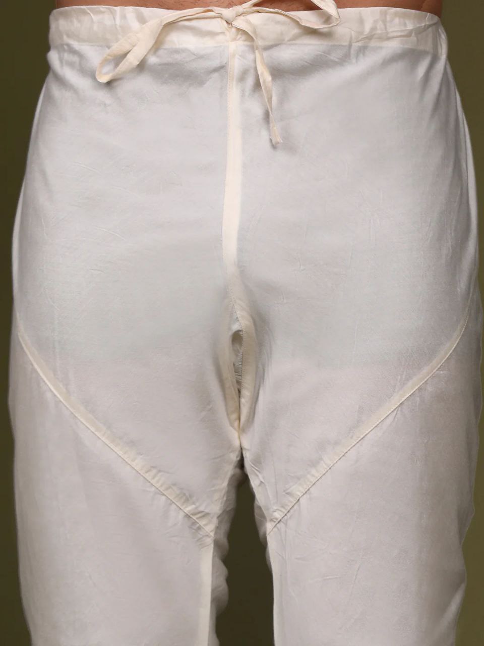 TRENDY WHITE KURTA JACKIET PRINTED BOTANICAL BUNDI KURTA SET