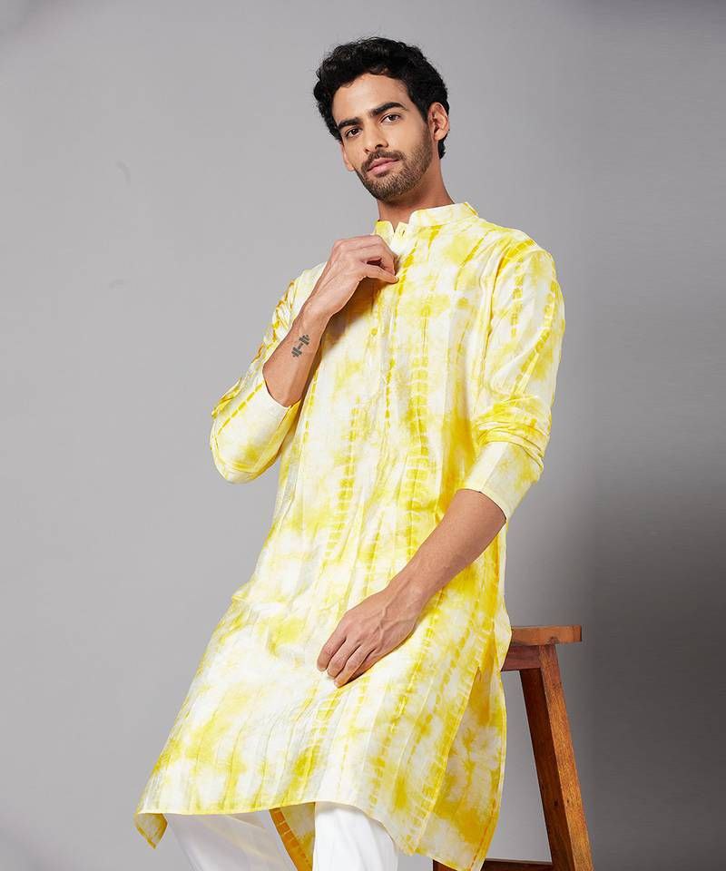 TRENDY  KURTA TIE & DAY WHITE & WHITE PRINTED KURTA PAJAMA SET FOR MEN'S