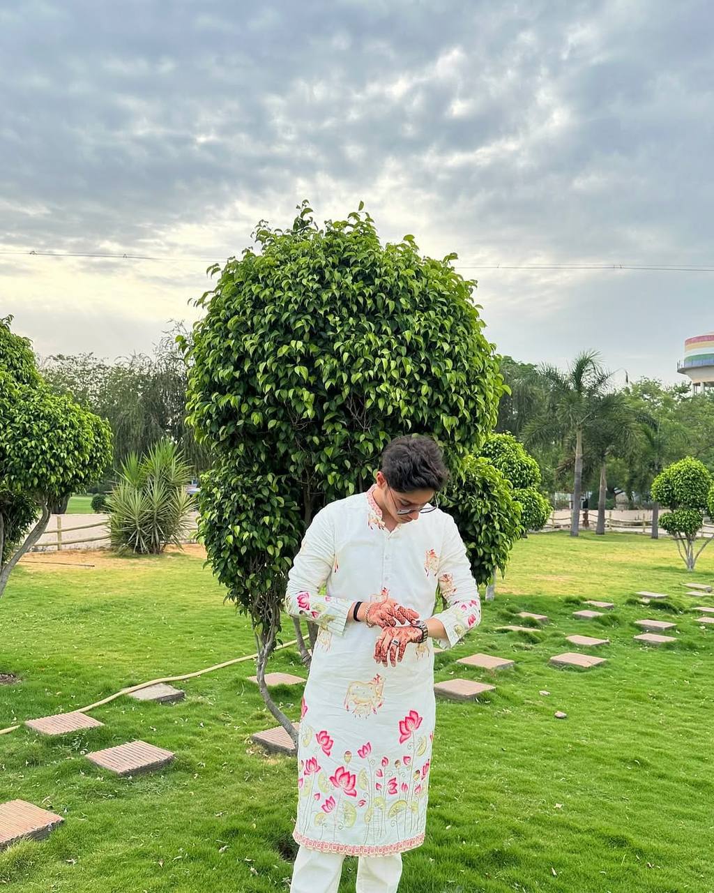 WHITE COW WITH LOTUS PRINTED KURTA SET