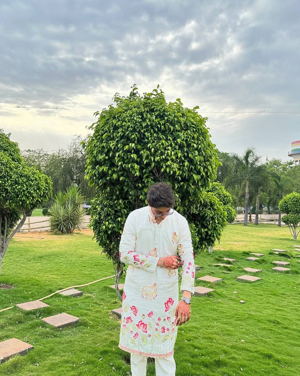 WHITE COW WITH LOTUS PRINTED KURTA SET