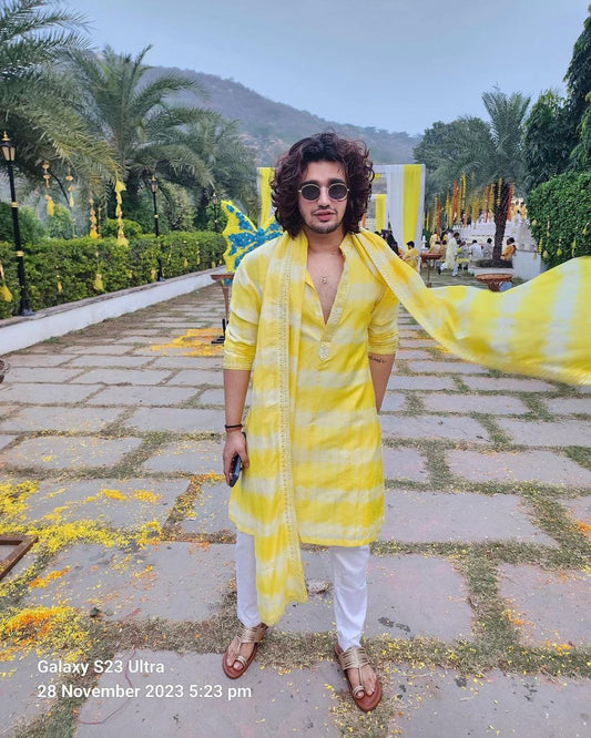 TRENDY YELLOW &  WHITE  PRINTED  WORK KURTA, PAJAMA AND DUPATTA SET FOR MEN'S