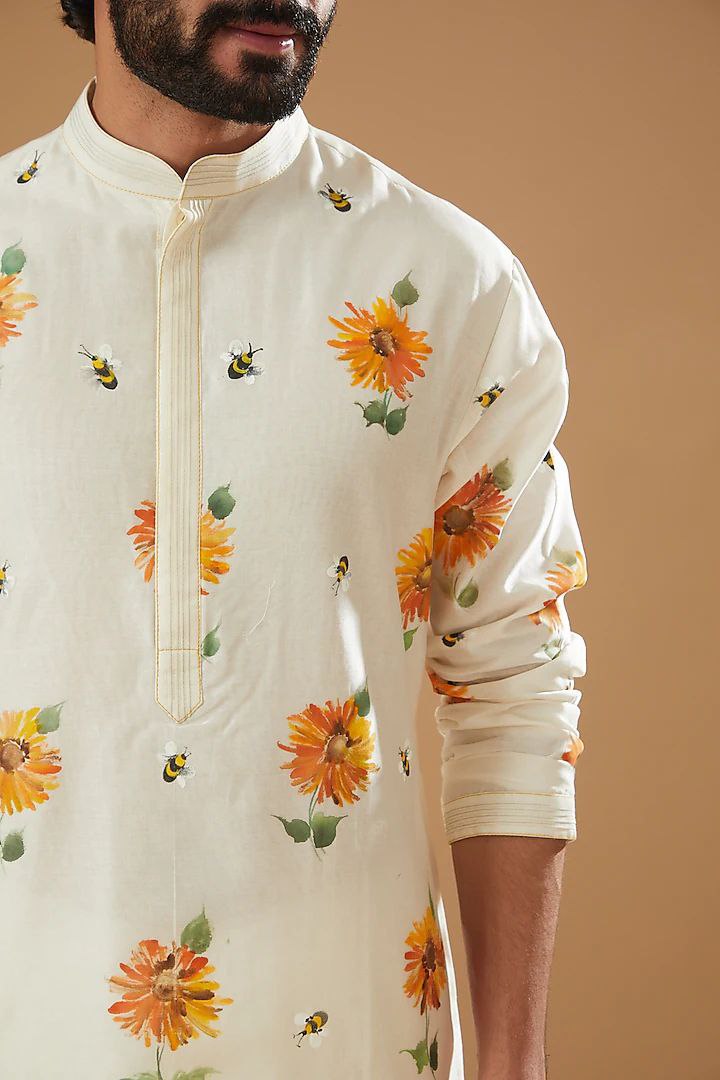 TRENDY IVORY CHANDERI HANDLOOM PRINTED KURTA PAJAMA SET FOR MEN'S