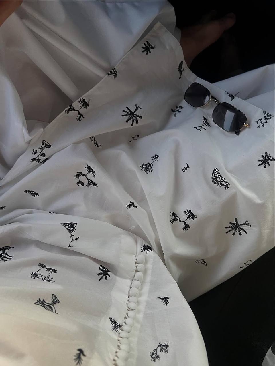 WHITE SILK KURTA WITH BLACK THERD EMBROIDERY
